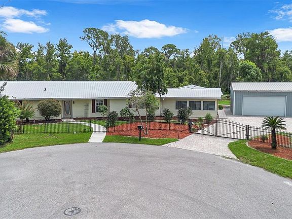 2nd image of 507 PHYLLIS CIRCLE