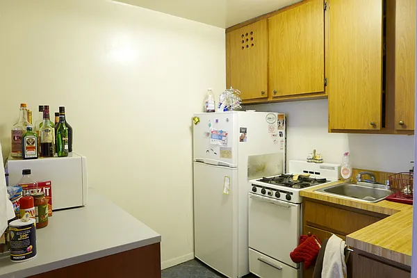 Rented by JK Dansar Corp | media 19