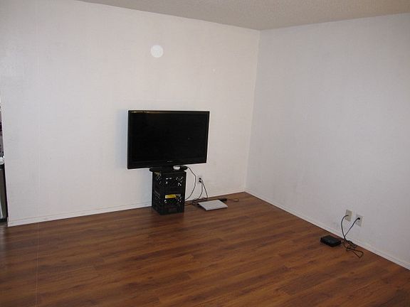 4th image of 3621 Antelope Dr
