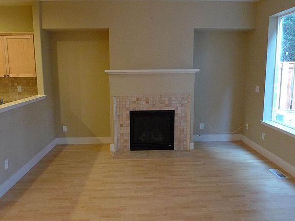 Living room with gas fireplace