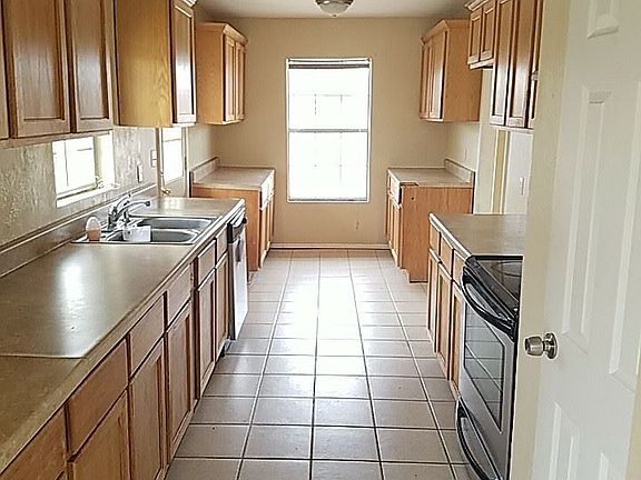 4th image of 414 NW 30th St