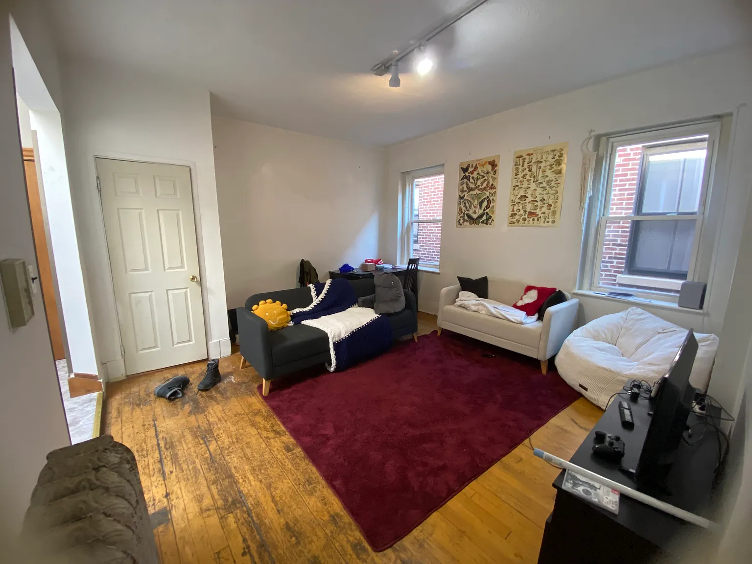 3 bed, $3,500 — Photo 1