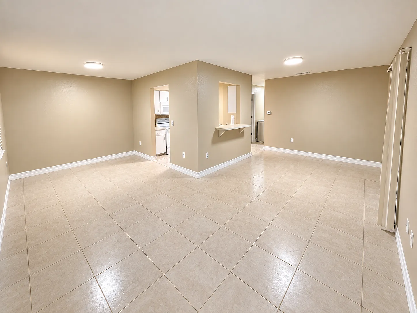 2 bed, 960 sqft, $1,550 — Photo 2