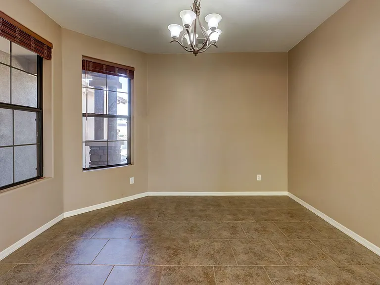 2905 Leonita Ct — Photo 18