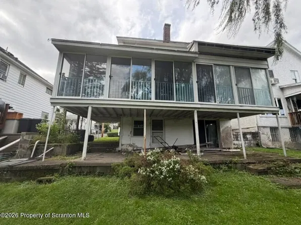 1006 John Ave, Scranton, PA 18510
