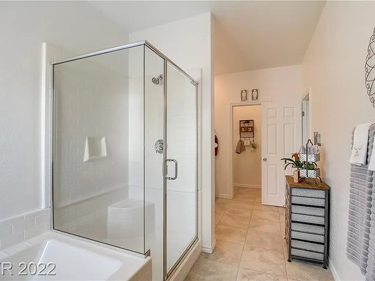 827 E Spring Estates Ave — Photo 44