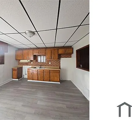 3 bed, 1000 sqft, $1,300 — Photo 2