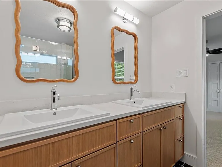603 Crockett St — Photo 25