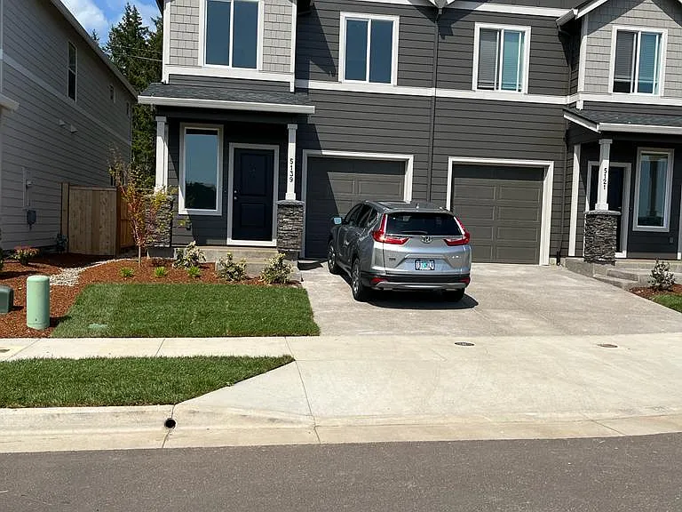 5139 NW Torchcrest Pl — Photo 1