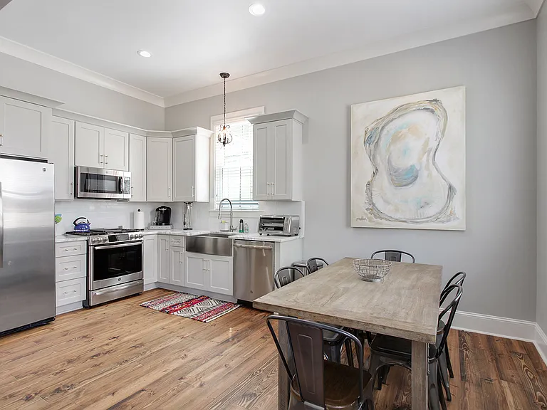 1419 Esplanade Ave — Photo 8