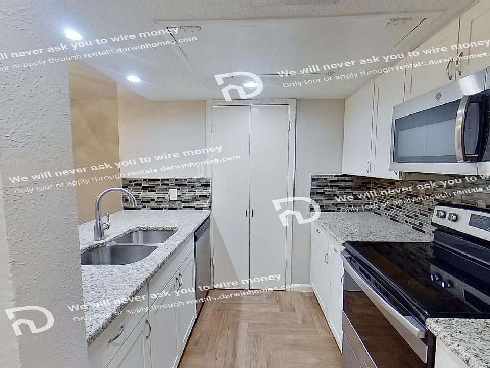 1st image of 4651 Country Creek Dr