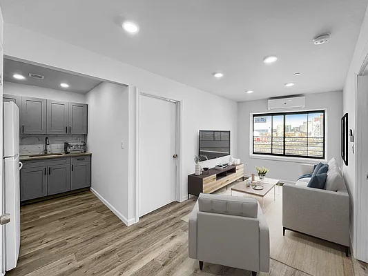 Rented by Skyward | media 9