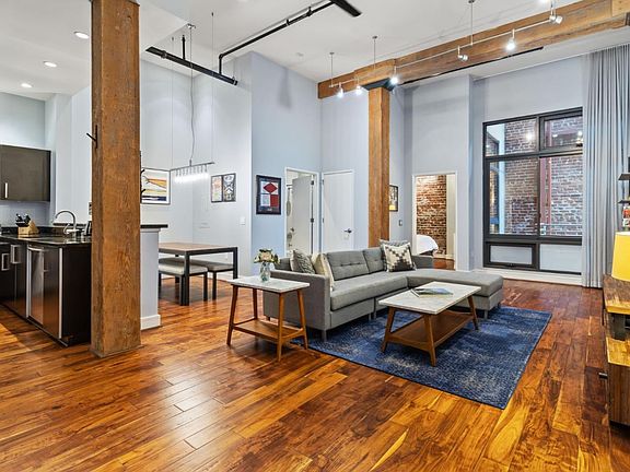 2nd image of 310 Townsend St #2110