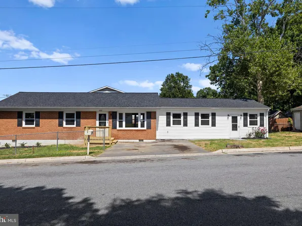 1102 Monroe Ave, Front Royal, VA 22630