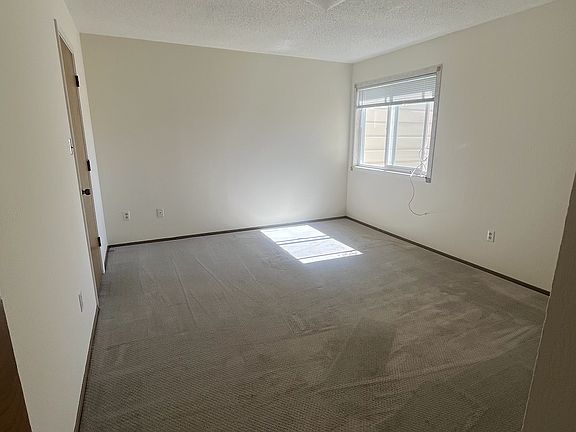 4th image of 3476 Sacramento St #301