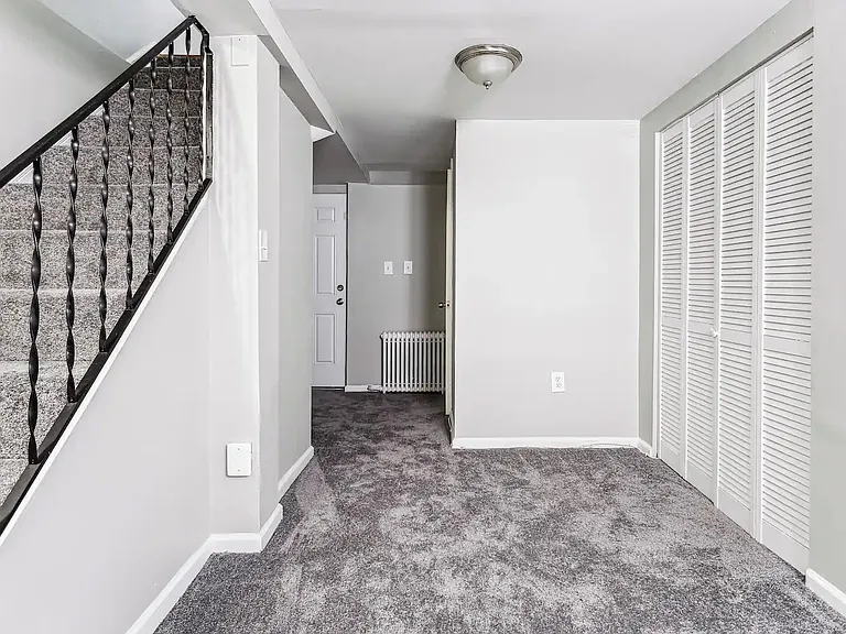 5408 15th Ave — Photo 5