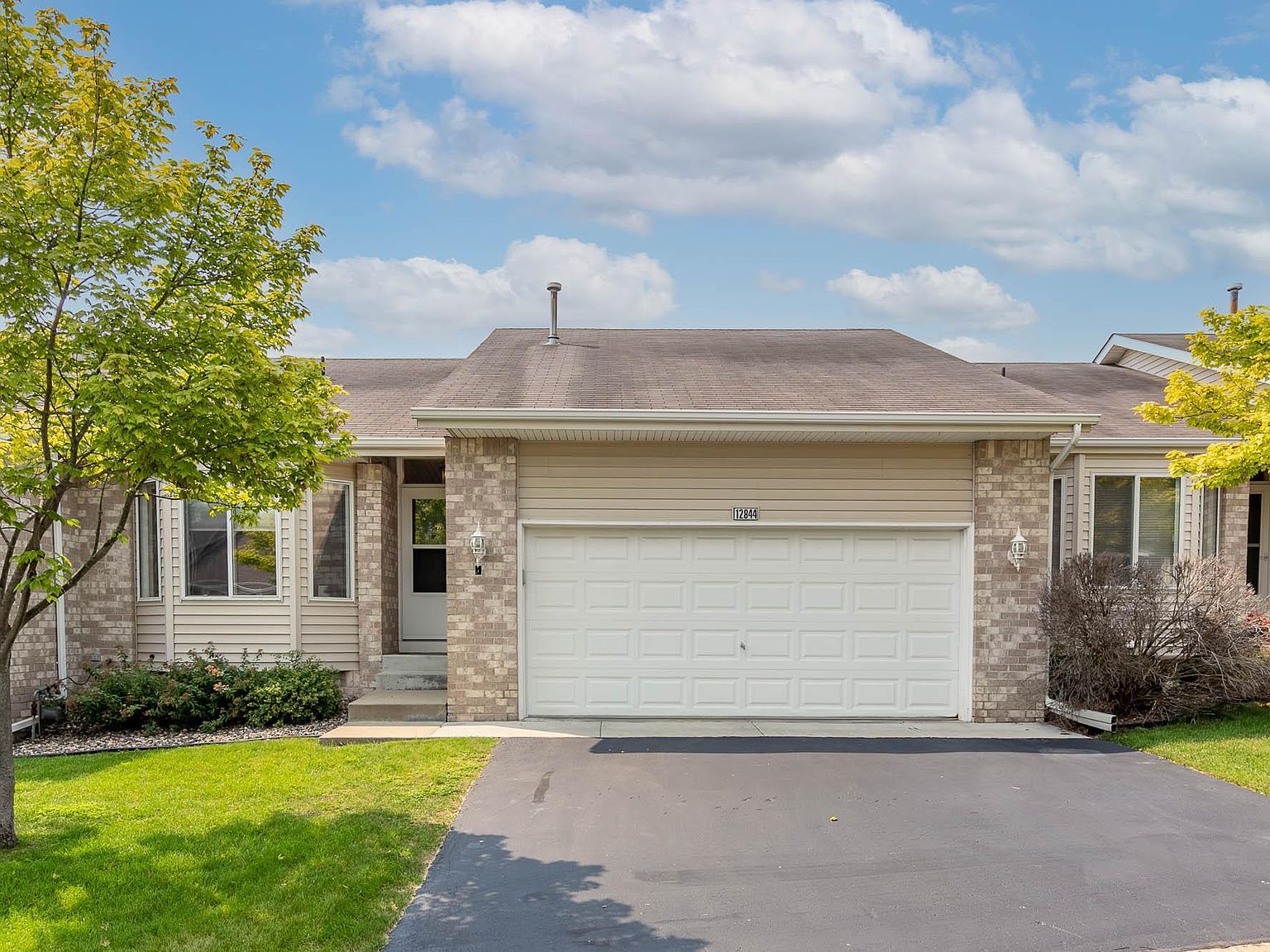 12844 Glen Way, Apple Valley, MN 55124 Zillow