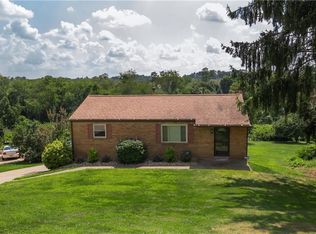 8 Jane St, Coraopolis, PA 15108