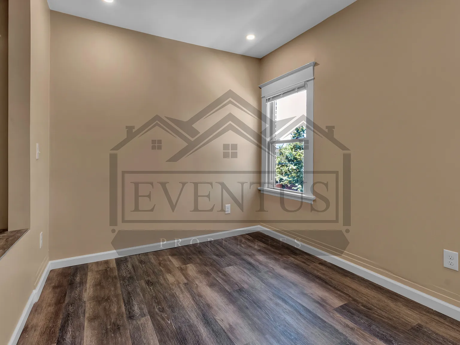 15 Eley Pl — Photo 4