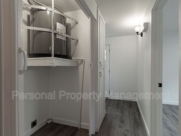 4th image of 4325 E 17th St Unit 3