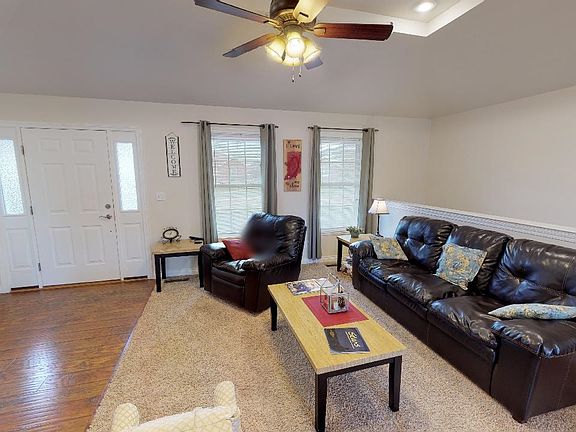 4th image of 1654 Ashwood Dr