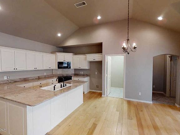3rd image of 5404 Park Village Cir