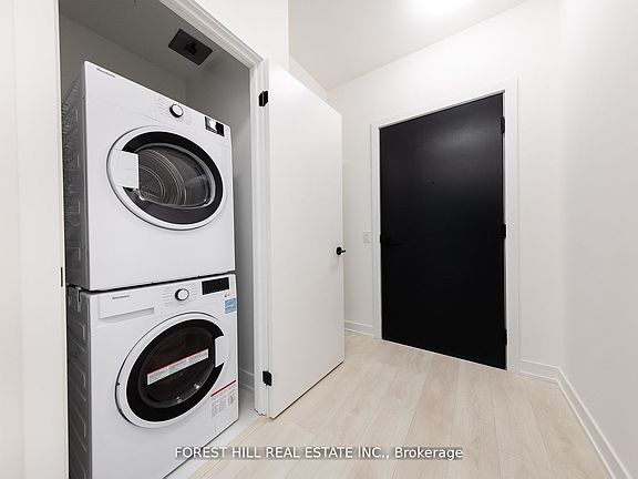 3rd image of 117 Broadway Ave #1302