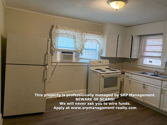 3rd image of 1408 Essex Ave