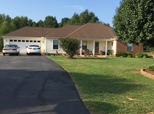 105 Lynnwood Acres Rd, Beebe, AR 72012