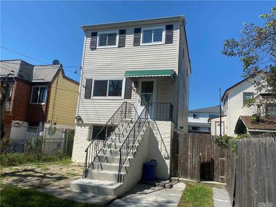 563 Beach 67th St, Far Rockaway, NY, 11692