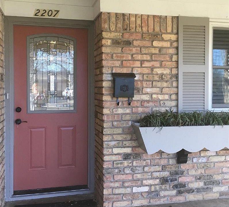 1st image of 2207 Granada Dr