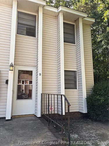559 Winding Creek Rd #D Photo 1