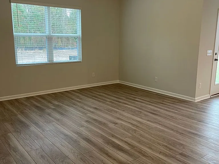 828 Longleaf Dr — Photo 17