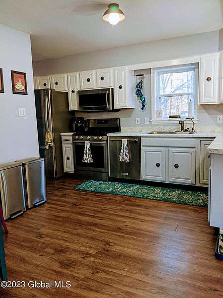 4th image of 68 Jones Road