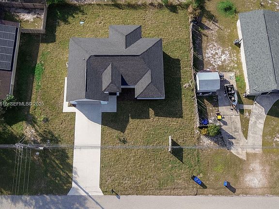 5th image of 2313 N Olivia Dr