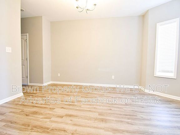 3rd image of 240 Fieldbrook St