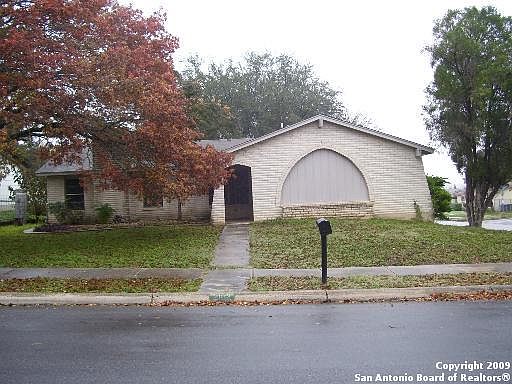 1st image of 2102 James Bonham St