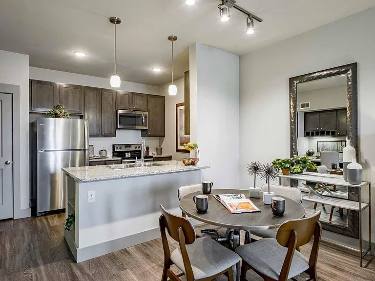 Catalon at Lago Mar I & II — Photo 3