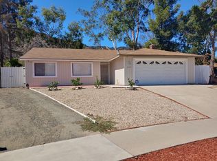2737 Quail Knoll Way, Lake Elsinore, CA 92530
