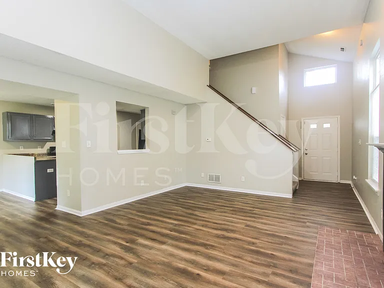 6230 Long River Ln — Photo 4