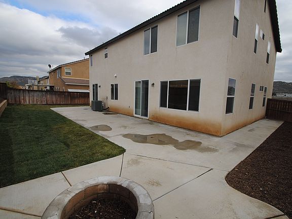 2nd image of 27182 Delphinium Ave
