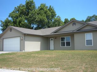 2516 Brookville Cir, Manhattan, KS 66502