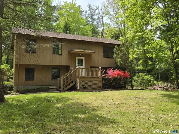 142 Cedar Lane, Torrington, CT 06790