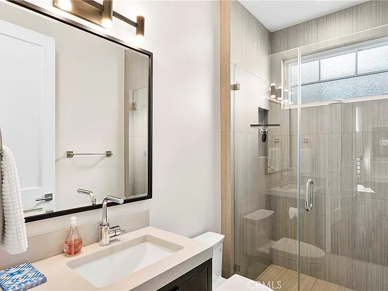 4151 Greenbush Ave — Photo 14