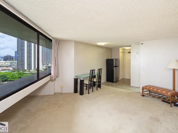 1700 Ala Moana Blvd, Honolulu, HI