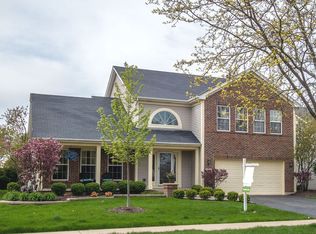 2683 Barrington Dr, Aurora, IL 60503