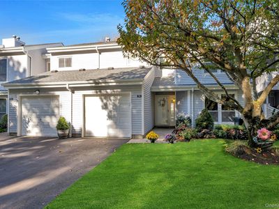 94 Hampton Vista Drive, Manorville, NY, 11949