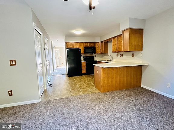 3rd image of 203 Chadham Ct