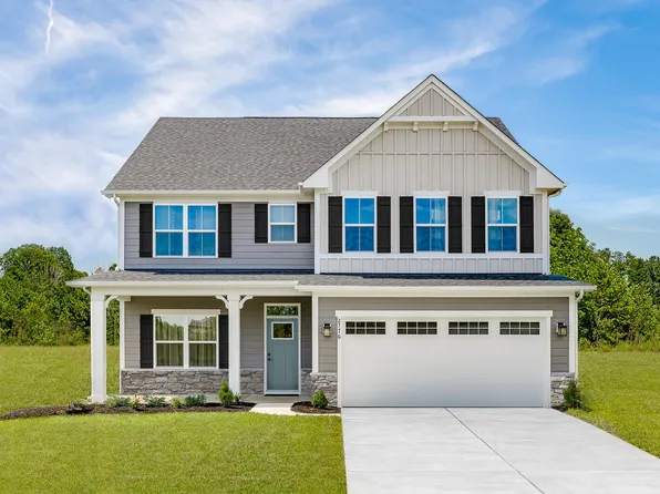 49 Bluebell St, Sanford, NC 27330