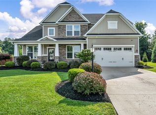 8852 Hazelwood Run, North Ridgeville, OH 44039